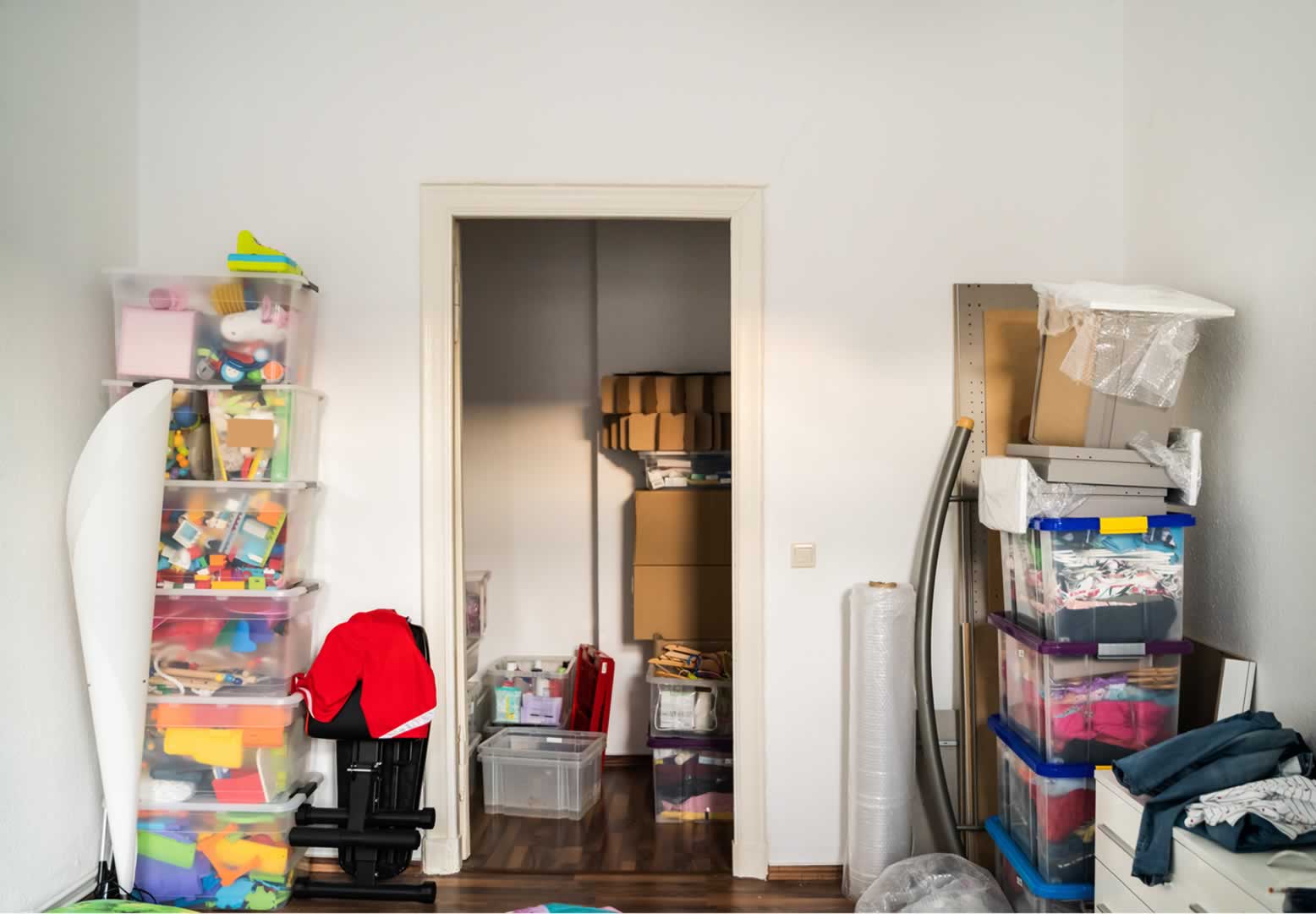 Why rubbish removal is important when selling your property-declutter-selling-property