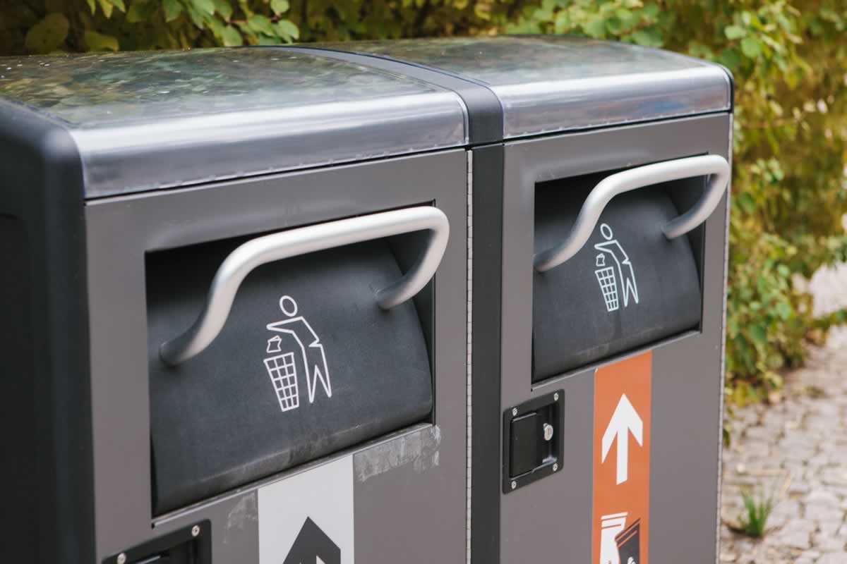 The Rise of Smart Bins in Parks: A High-Tech Solution with Some Surprises:image cleanup-sydney-001